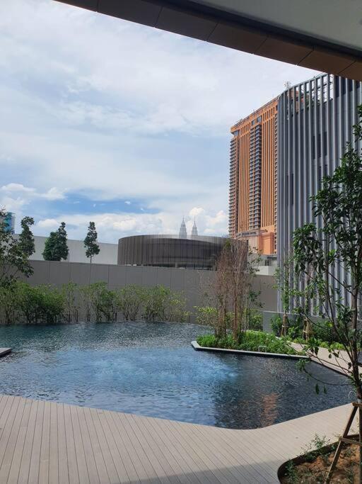 Appartement Infinity Pool/ Lucentia Bbcc, Near Lalaport, Pnb118, Klcc à Kuala Lumpur Extérieur photo