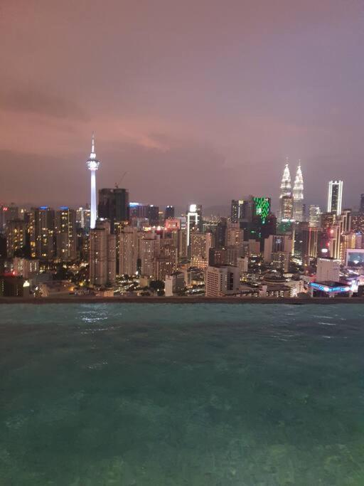 Appartement Infinity Pool/ Lucentia Bbcc, Near Lalaport, Pnb118, Klcc à Kuala Lumpur Extérieur photo